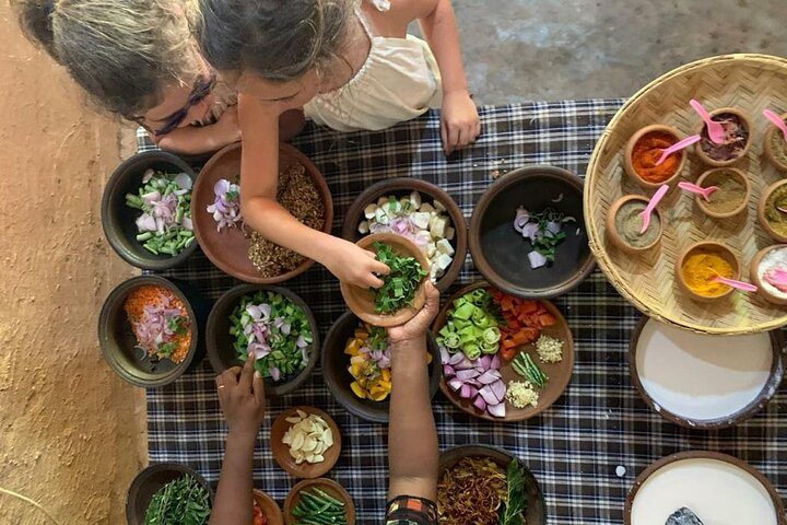 Sri Lanka Cooking Class by AGS - Photo 1 of 5